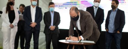 Iguá Rio de Janeiro S.A. assina contrato para concessão do bloco 2 da CEDAE Iguá Rio de Janeiro S.A. assina contrato para concessão do bloco 2 da CEDAE