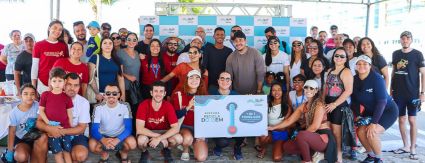 Iguá Sergipe abre Semana do Meio Ambiente com mutirão de limpeza em praia da Orla da Atalaia