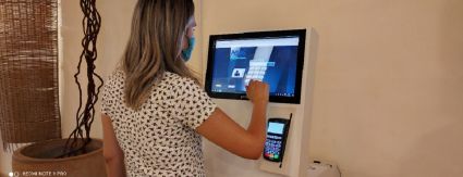 Águas Andradina instala novo totem de autoatendimento no Oeste Plaza Shopping Águas Andradina instala novo totem de autoatendimento no Oeste Plaza Shopping