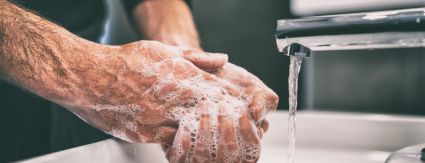 No Dia Mundial do Banheiro, Iguá Saneamento realiza reformas em banheiros de 10 instituições sociais
