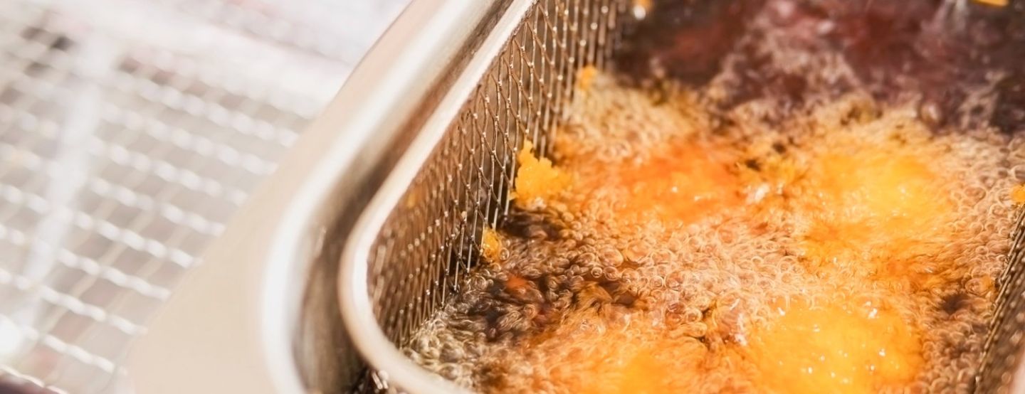 Como descartar o óleo da ceia de Natal? Iguá Rio incentiva descarte correto e evita contaminação de mais de 94 milhões de litros de água