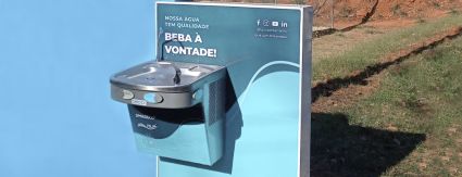 NA COMUNIDADE: Sanessol instala bebedouro na área de lazer do Vale do Sol