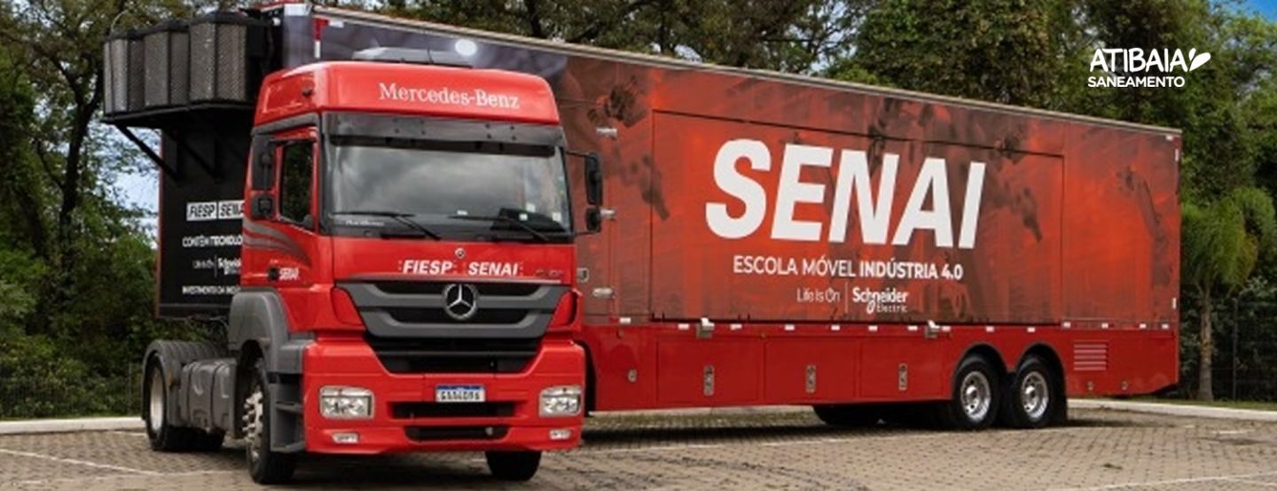 Escola móvel do SENAI em Atibaia Escola móvel do SENAI em Atibaia