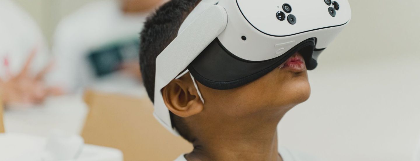 Projeto Iguapé leva arte, ciência e tecnologia a escolas Projeto Iguapé leva arte, ciência e tecnologia a escolas