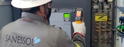 Sanessol utiliza tecnologia para analisar equipamentos eletromecânicos