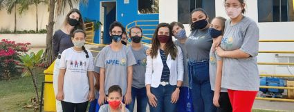 RESPONSABILIDADE SOCIAL: Alunos da APAE visitam Sanessol