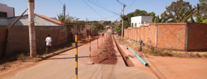 Águas Cuiabá substitui redes antigas de água na região central da cidade